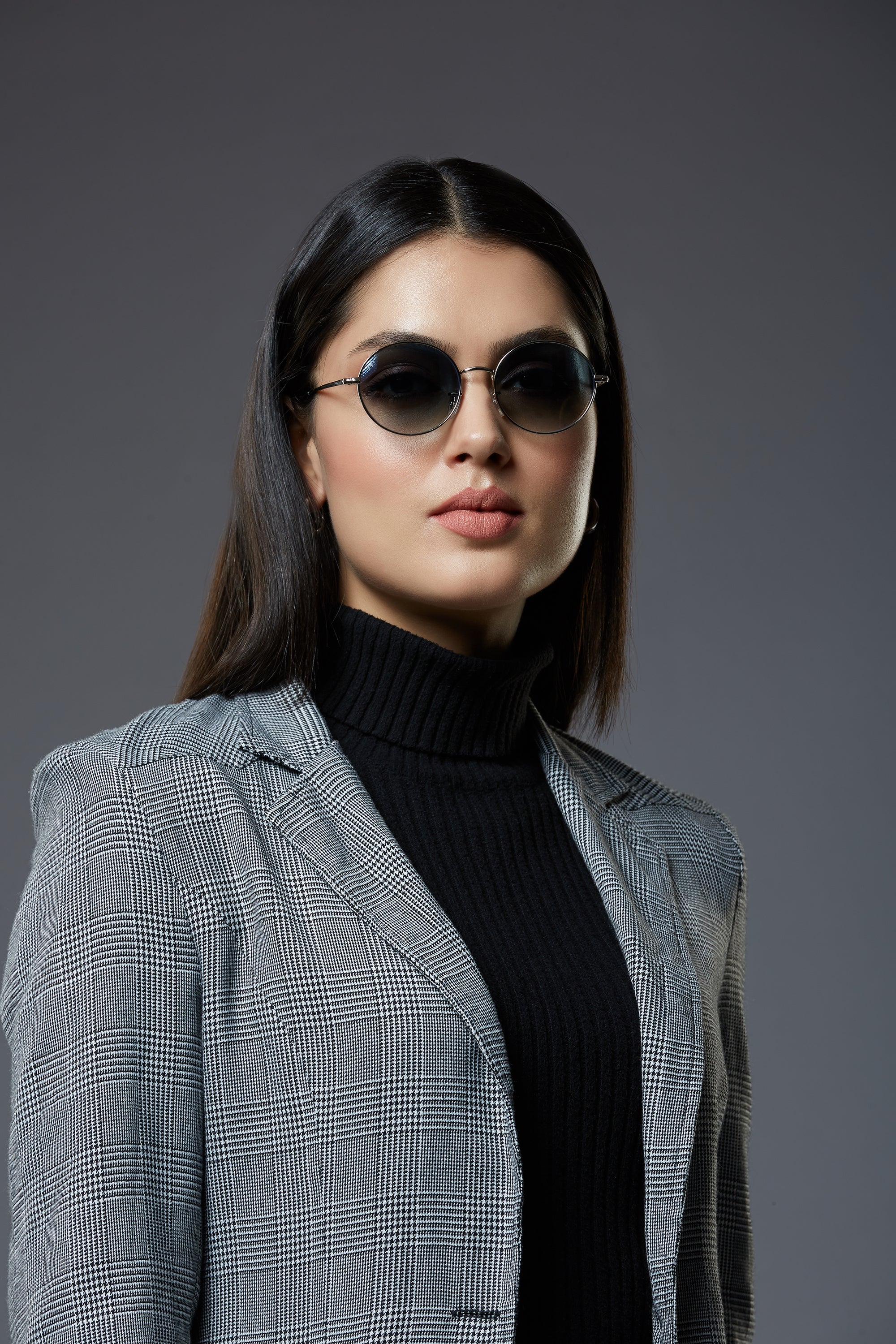 OvaFlex - Deep Green Metal Unisex Oval Sunglasses