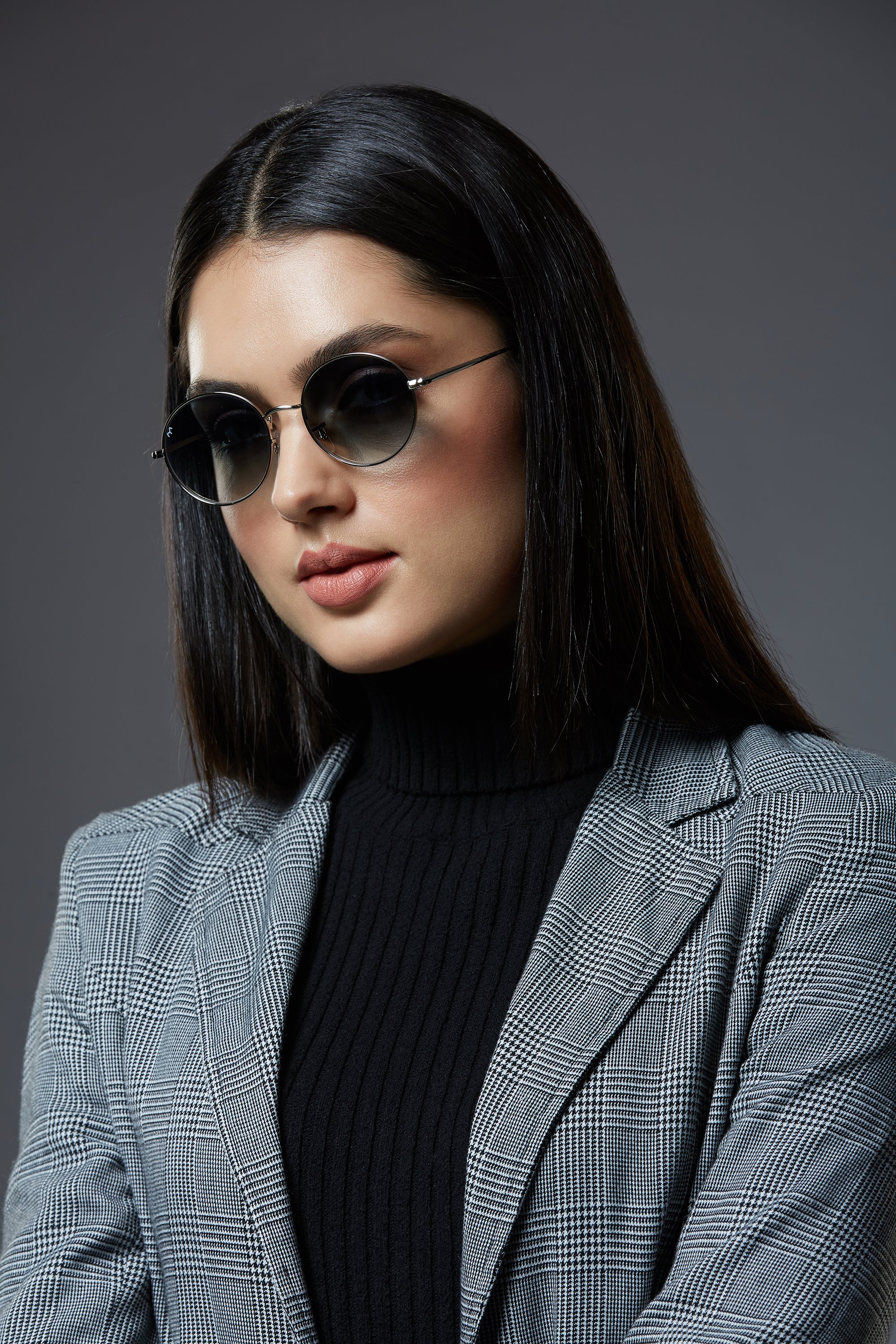 OvaFlex - Deep Green Metal Unisex Oval Sunglasses