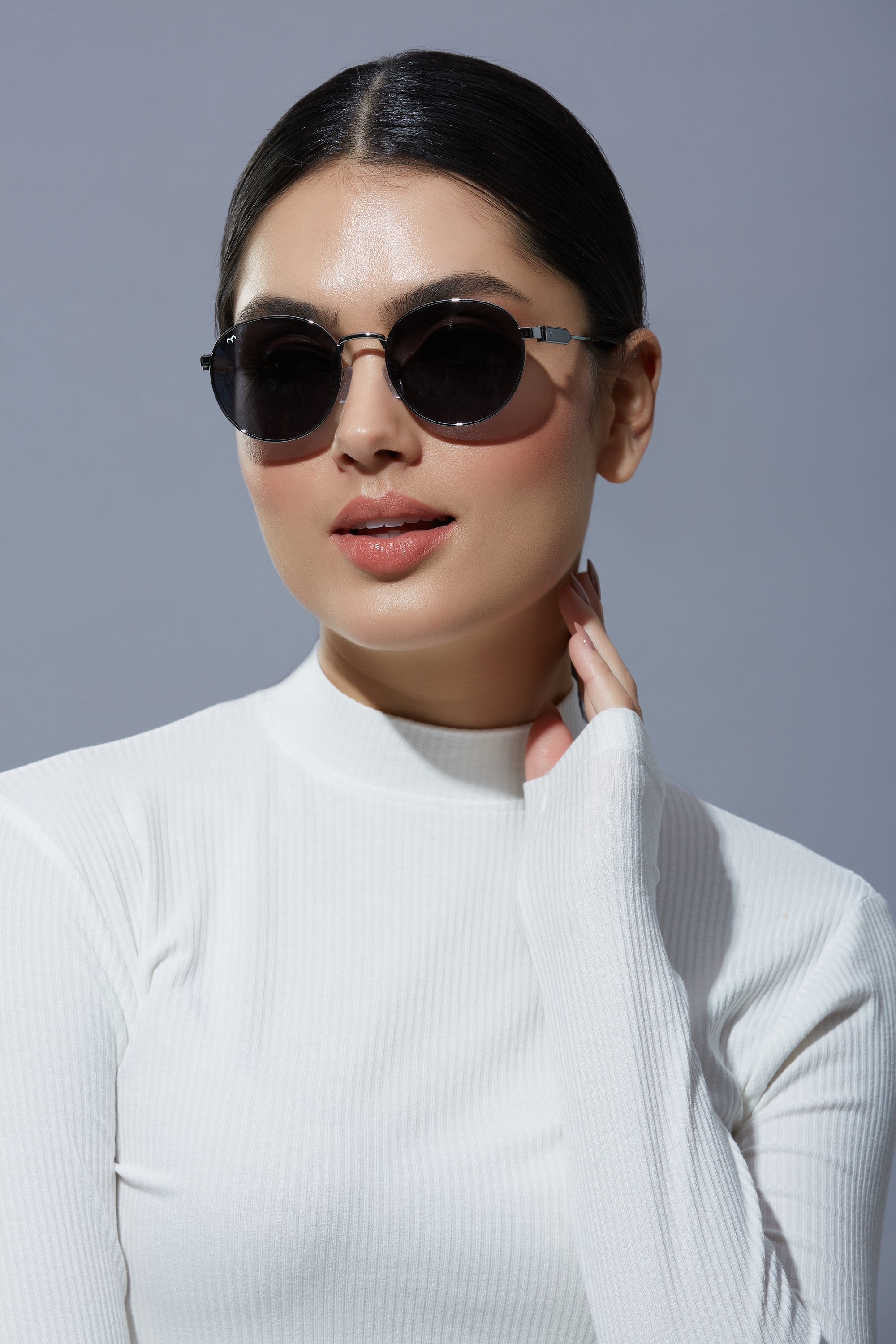 OvaLux - Blue Metal Oval Sunglasses For Women