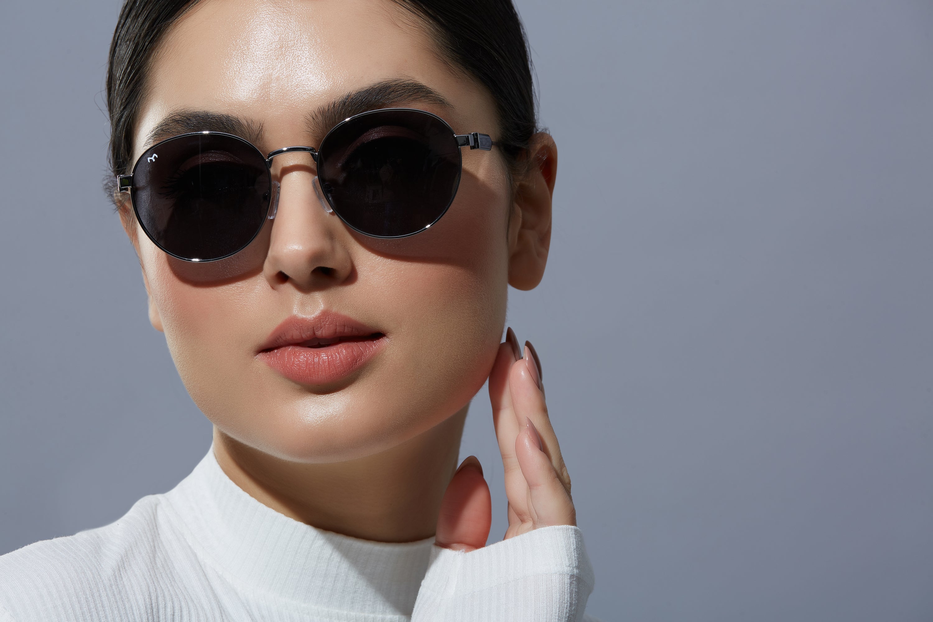 OvaLux - Blue Metal Oval Sunglasses For Women