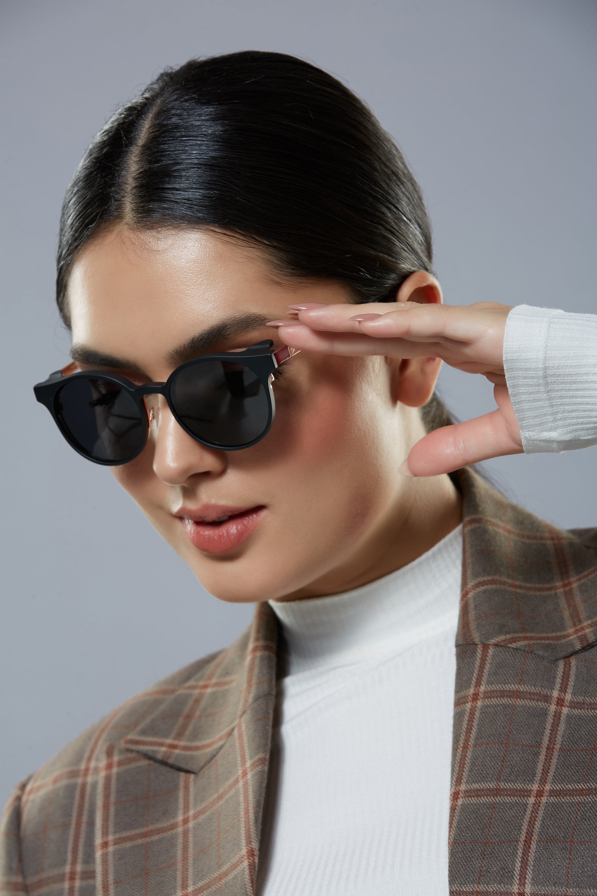 Ovaleez - Metal Black Unisex Oval Clip-on Glasses