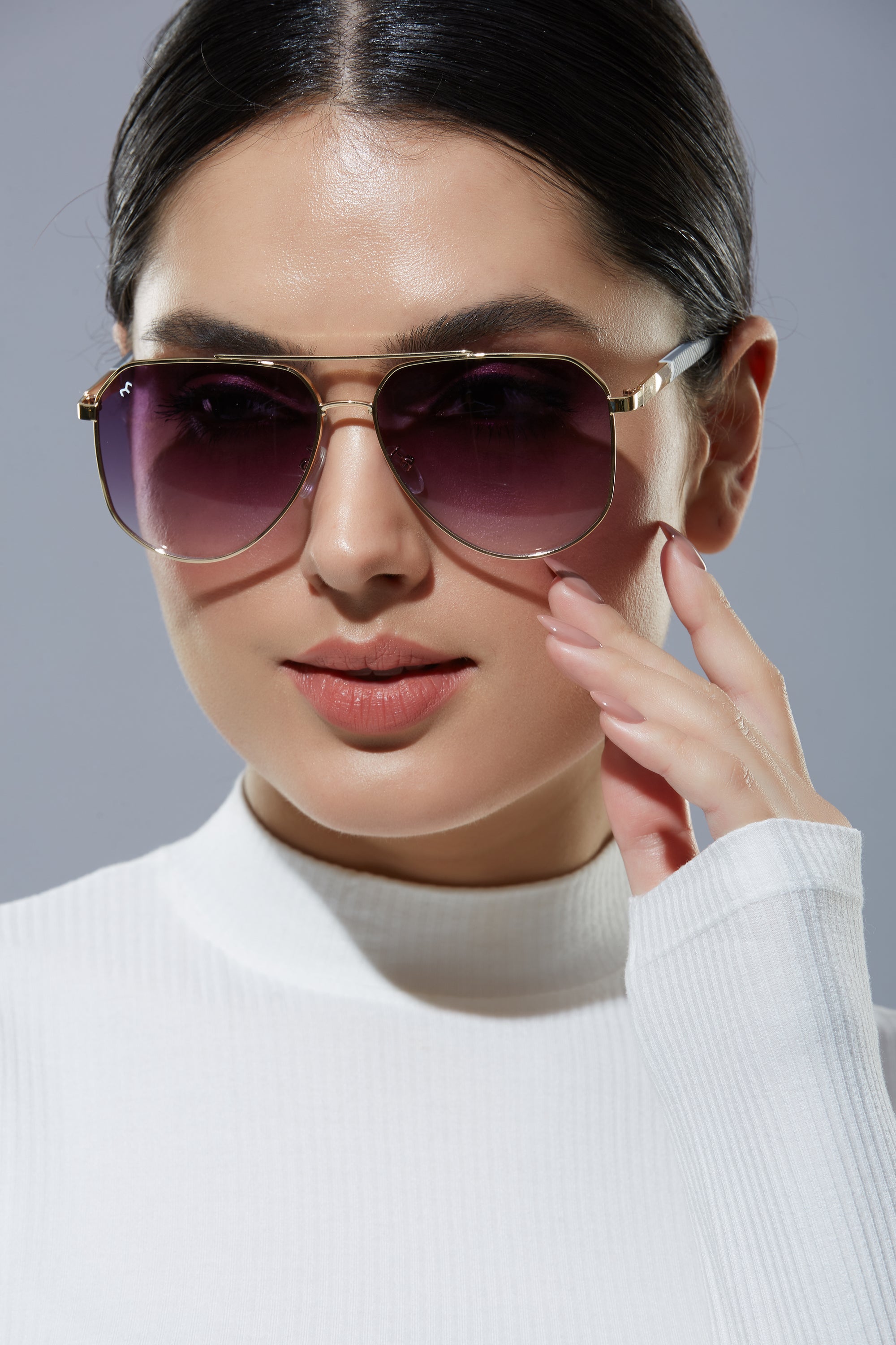 SixTrend - Unisex Metal Black Hexagon Sunglasses